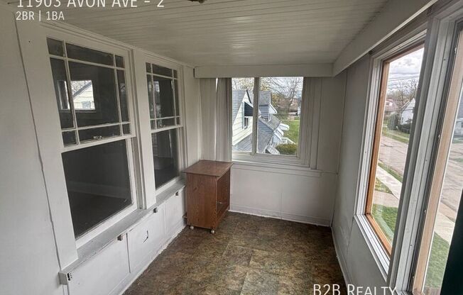 11903 AVON AVE