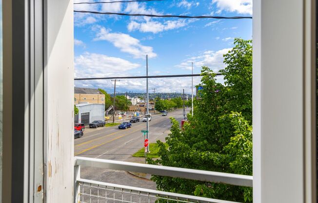 Studio, 1 bath, 401 sqft, $1,495, Unit 207