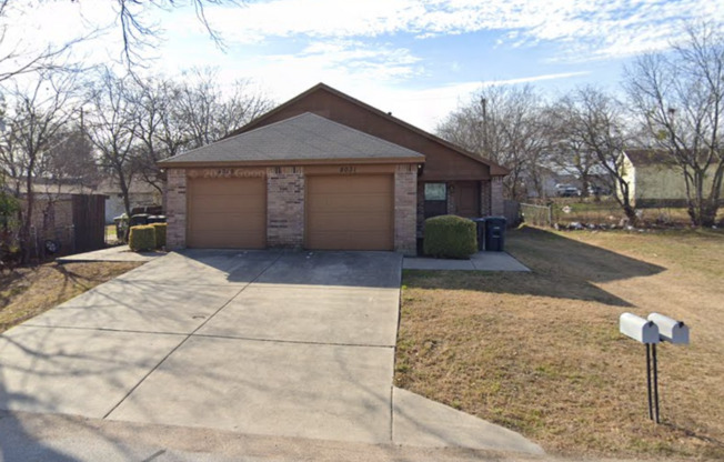 3 beds, 2 baths, $1,595