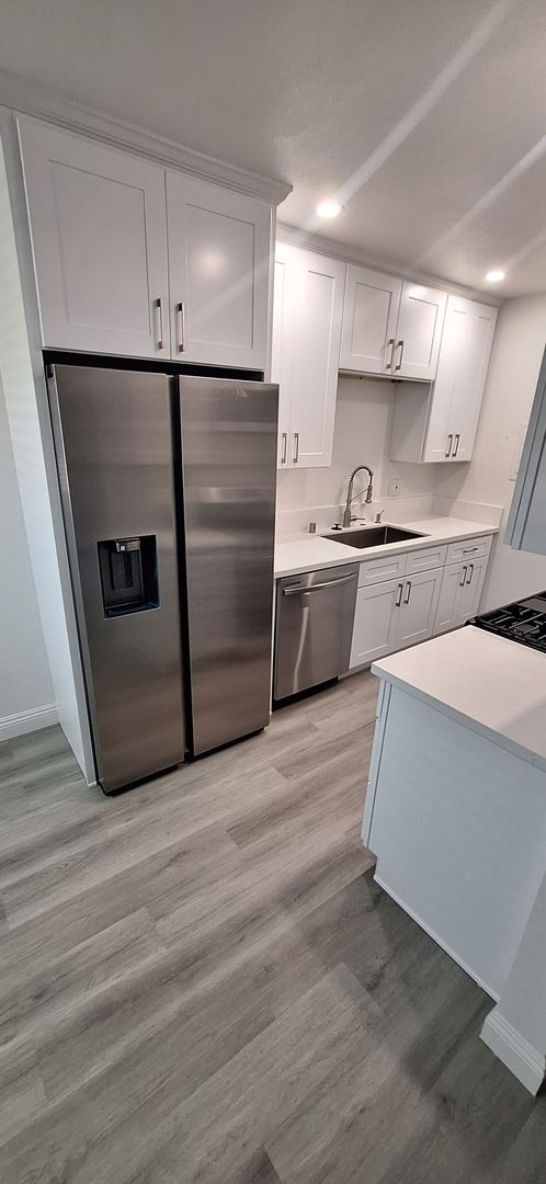 2 beds, 2 baths, 850 sqft, $2,795, Unit Unit 2