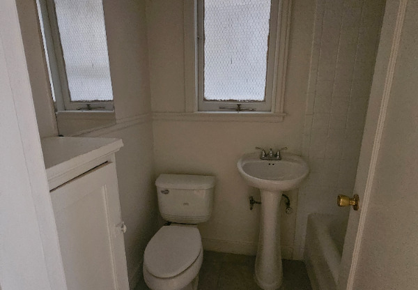 Studio, 1 bath, $1,795