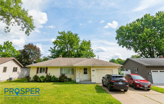 3-Bedroom with Garage & Extra Parking