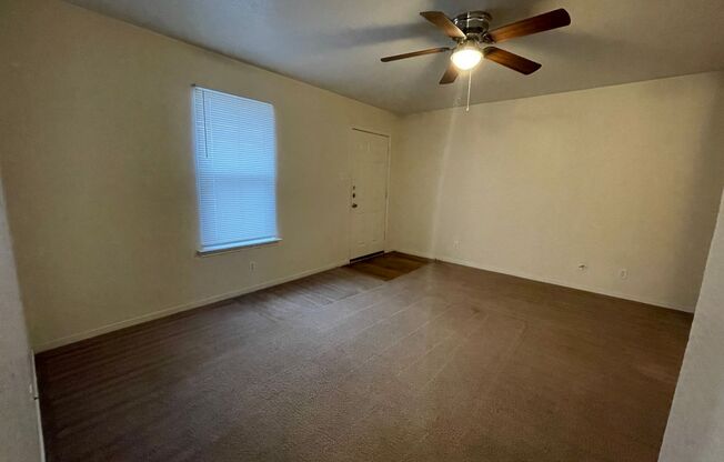 2 beds, 1 bath, 795 sqft, $725, Unit Apt D