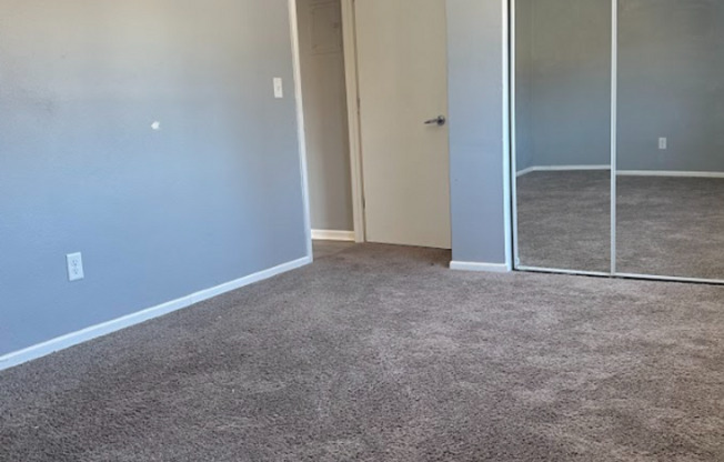 2 beds, 1 bath, 750 sqft, $1,349, Unit 1624-12