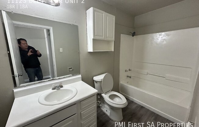 11123 BEL AIR DR