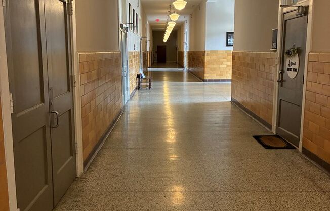 1 bed, 1 bath, 624 sqft, $1,195, Unit Apt 116