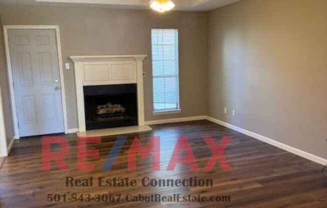 3 beds, 2 baths, $1,350