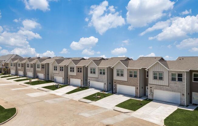 Stunning New Construction 3 Bedroom Townhome at Camp Wisdom Estates