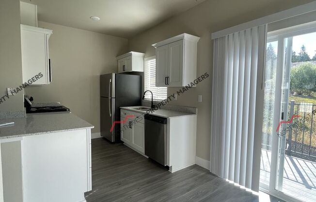 2 beds, 2.5 baths, 1,069 sqft, $1,695, Unit #U-11