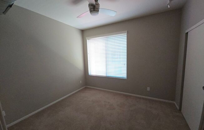3 beds, 3.5 baths, $2,700