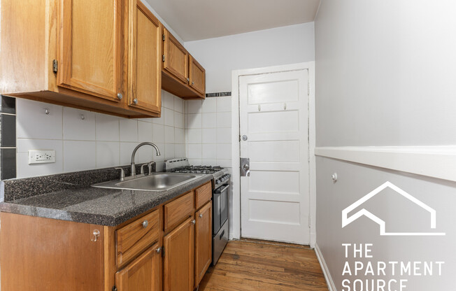 3259 N Wrightwood Ave 2H