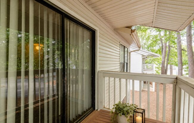 1 bed, 1 bath, 700 sqft, $875, Unit 1-10T