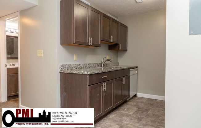 3 Bedroom and 1.5 bathroom Duplex for Rent