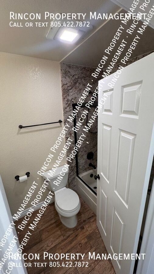 528 W VINEYARD AVE