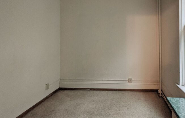 1 bed, 1 bath, 270 sqft, $540, Unit 415