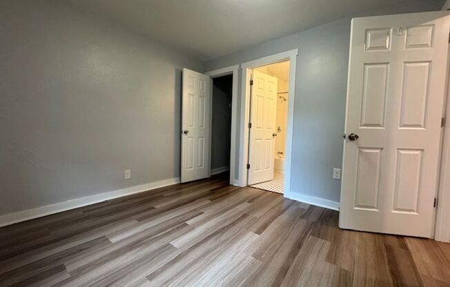 1 bed, 1 bath, 450 sqft, $1,399, Unit 5326 Fifth Ave. #19