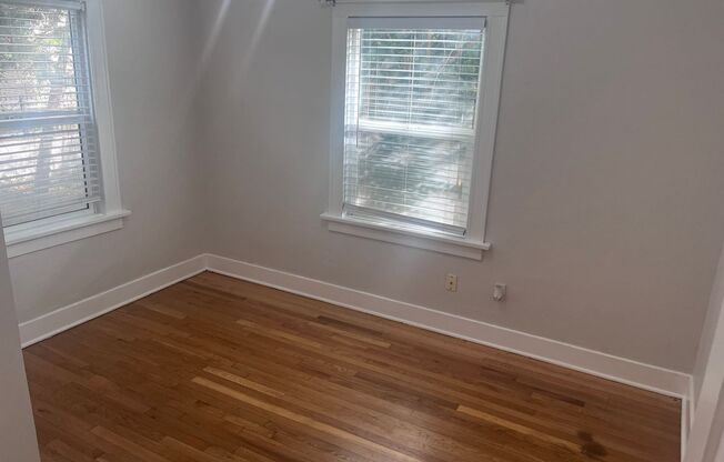 #2-1955 NW Raleigh