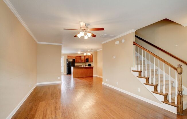 Beautiful Town Home Across From Tennova and Minutes to I-24 With Hardwood Flooring