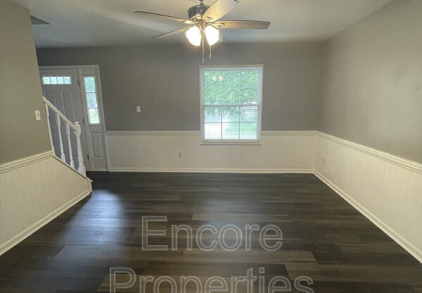 211 INDIGO DR