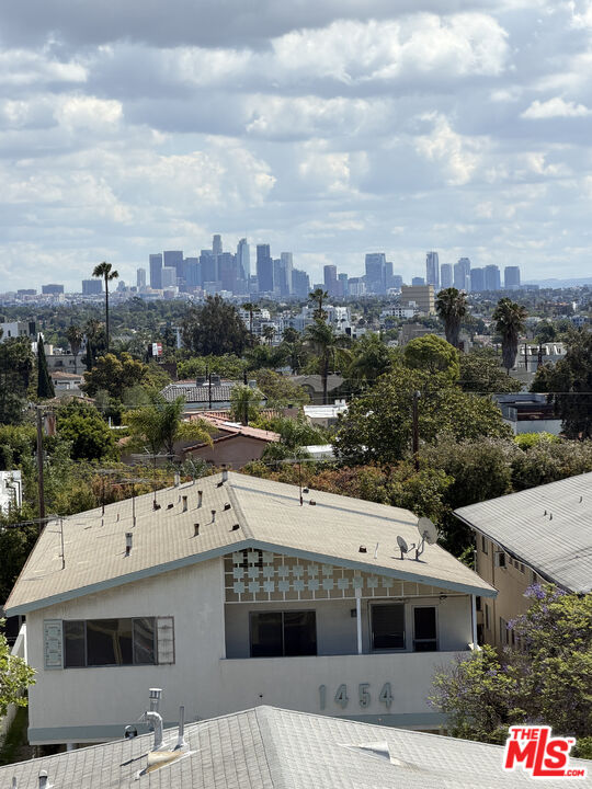 1450 S BEVERLY DR