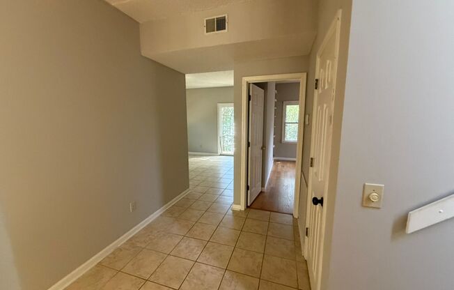 Hickory Woods Auburn--Ask About Move In Incentives