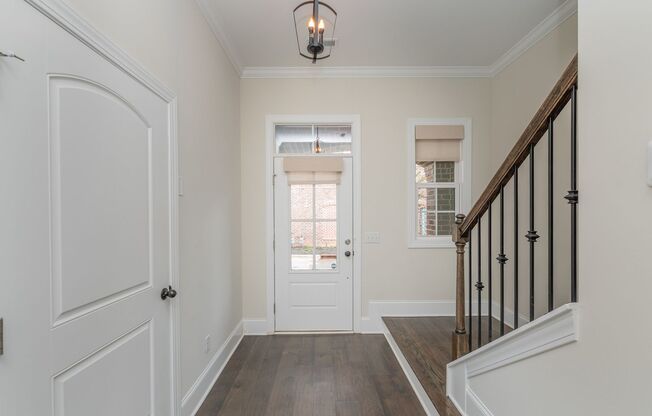 Beautiful Newer Townhome - Bull Street District, Columbia, SC