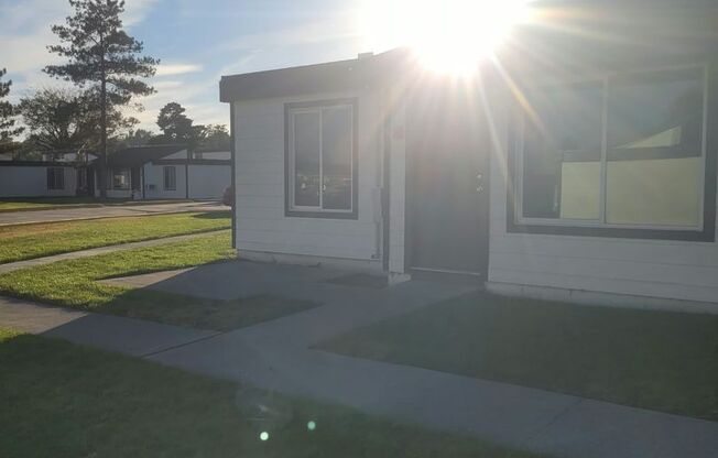 2 beds, 1 bath, 695 sqft, $1,250, Unit 505 D2