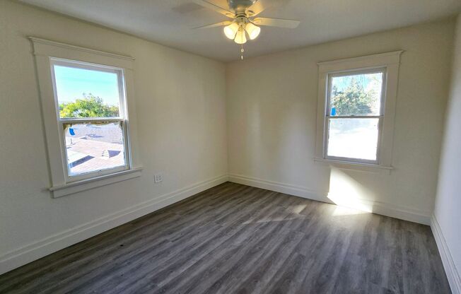 2 beds, 1 bath, $2,395, Unit 417.5 Upstairs