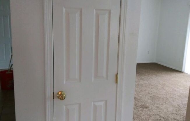 1 bed, 1 bath, 671 sqft, $1,250, Unit 209