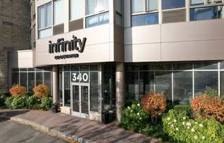 Infinity Edgewater Apartments in New Jersey
