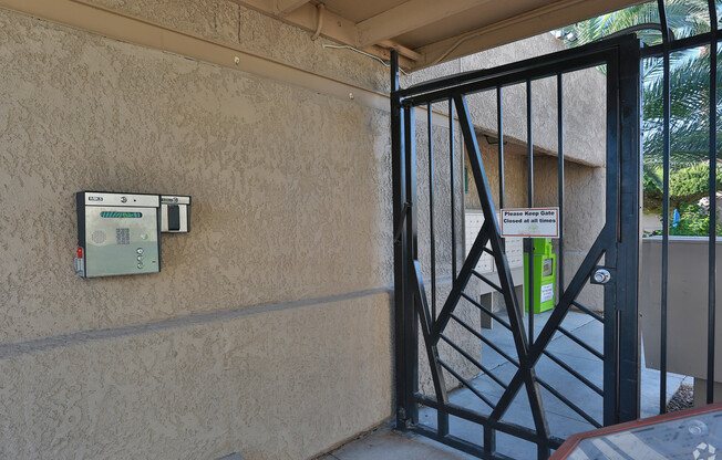 2 beds, 2 baths, 820 sqft, $1,179, Unit 337