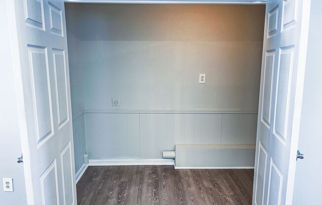 2 beds, 1 bath, 1,147 sqft, $1,325, Unit 02F