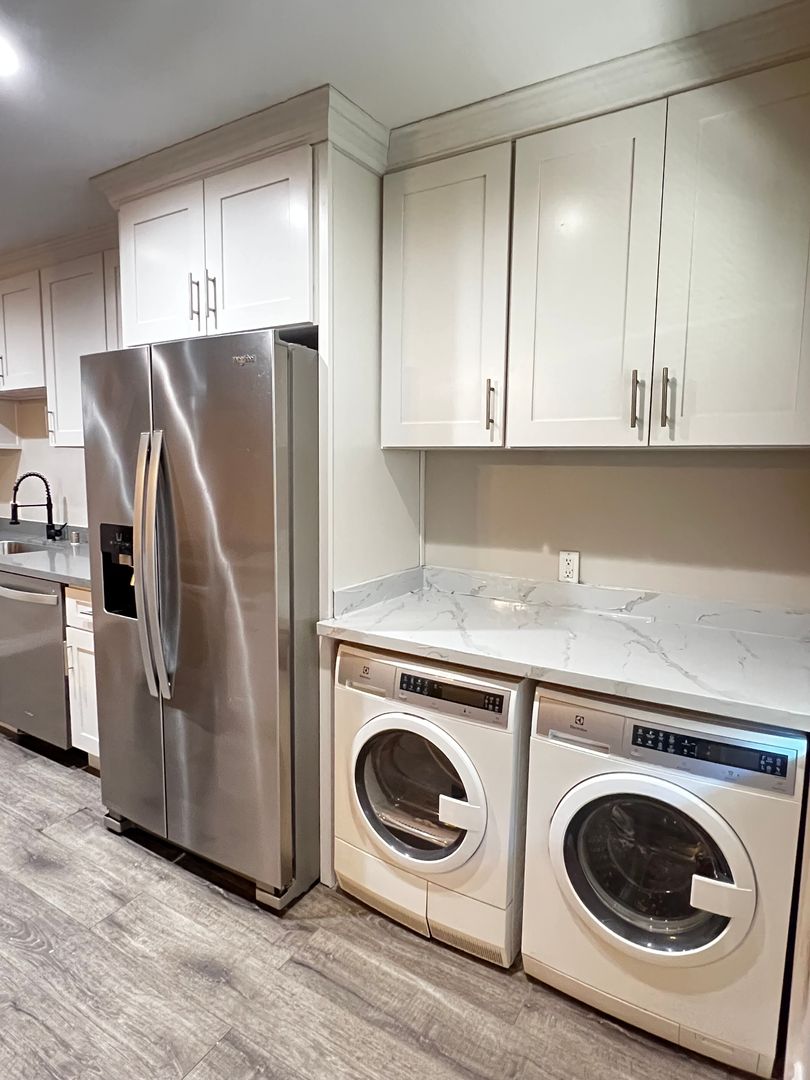 1244 E. 4th Street Apartments