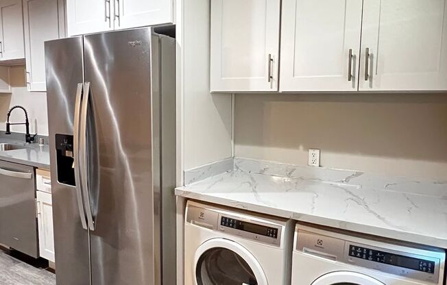 1244 E. 4th Street Apartments