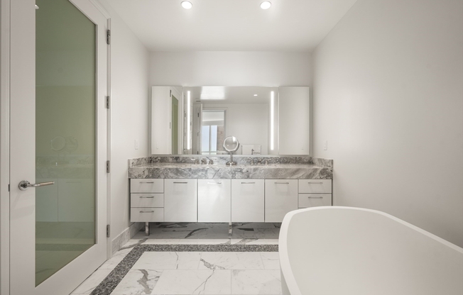 3 beds, 3 baths, 1,989 sqft, $21,000, Unit 5412