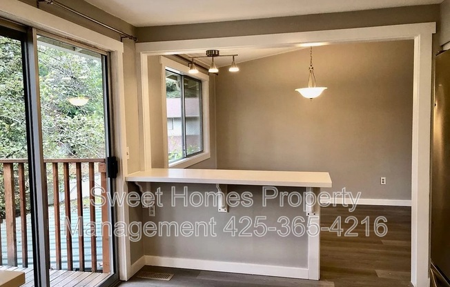 11235 80 AVE NE