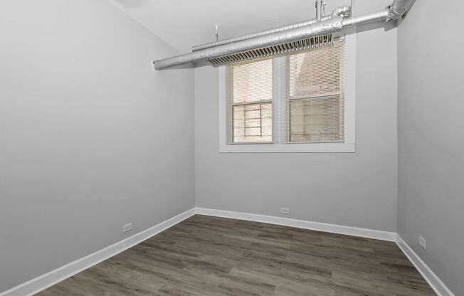 2 beds, 1 bath, 875 sqft, $2,400, Unit GARDEN