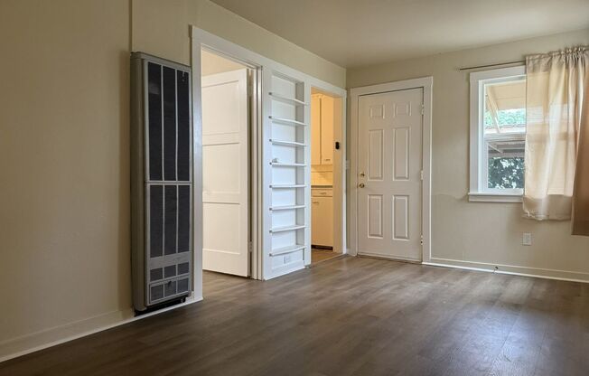 Sweet 2/1 Available NOW!!!