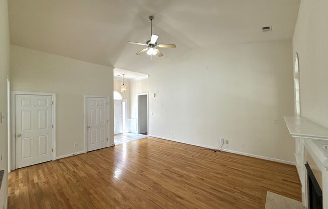 4-Bedroom Home in Highland Creek!