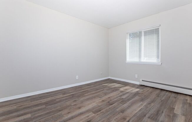 2 beds, 1 bath, 690 sqft, $1,169, Unit 3006-304