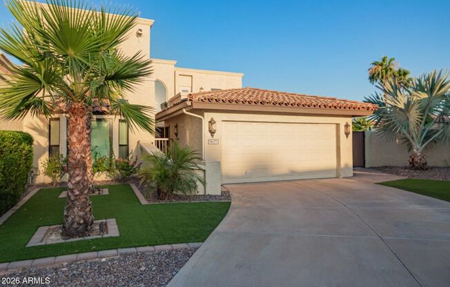 STUNNING! Fully Furnished in Phoenix