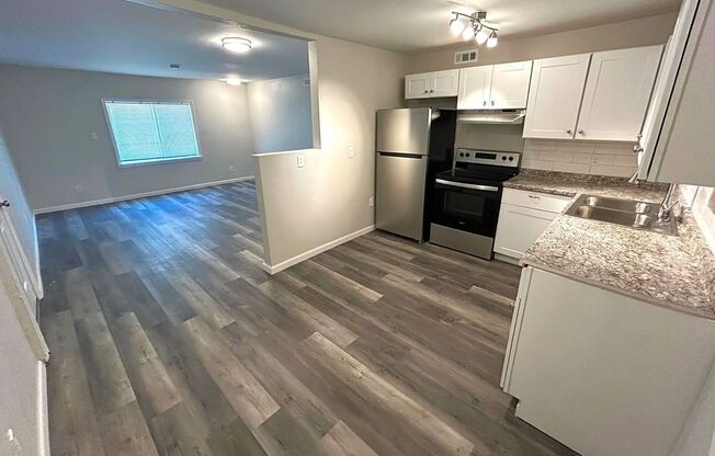 2 beds, 1 bath, 850 sqft, $815, Unit 22