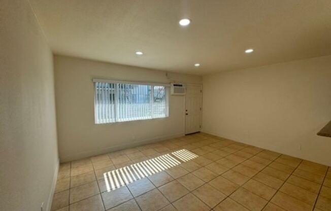 1 Bedroom 1 Bathroom Apartment in La Mirada