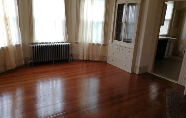 34 Hume Ave