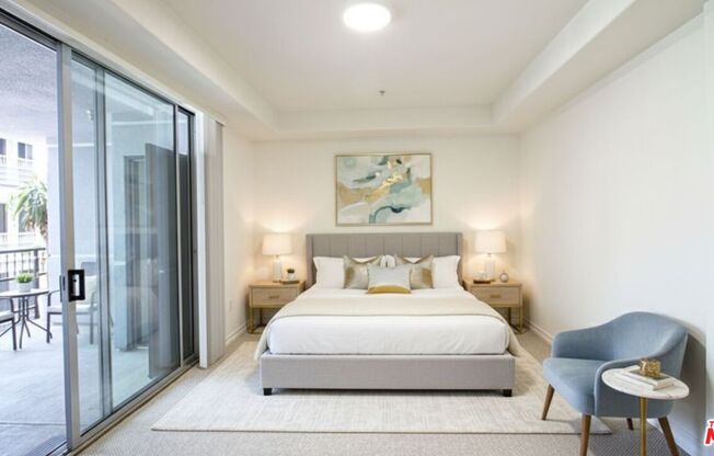 1 bed, 1 bath, 1,050 sqft, $3,100, Unit 426