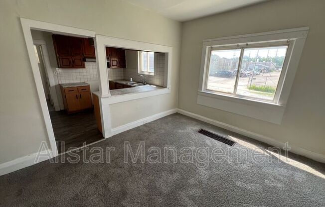 3361 W 84 ST