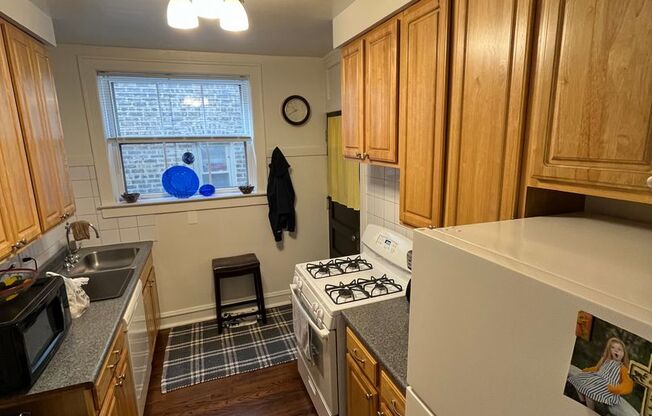 4520-28 N. Wolcott, LLC