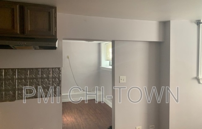 1114 E 62 ST