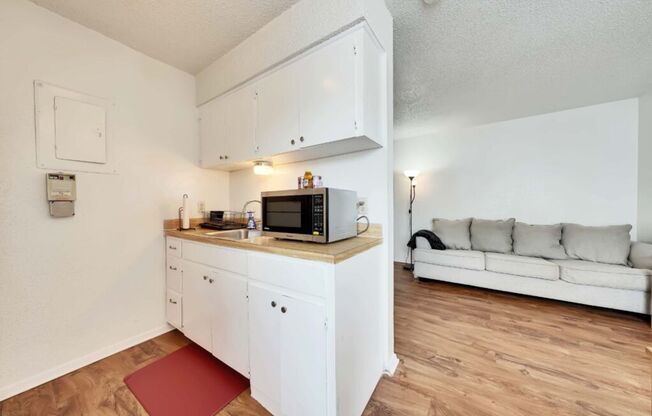 1 bed, 1 bath, $999, Unit # #B 108