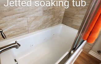 1 bed, 1 bath, 750 sqft, $3,895, Unit 517